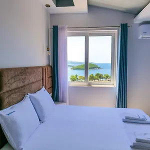 3 Islands 2 Ksamil